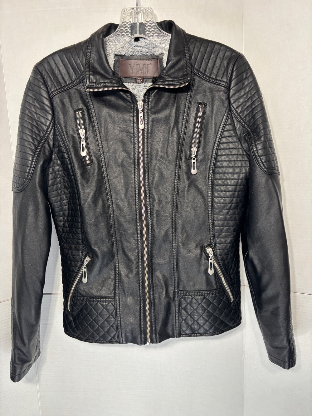 YMI Women’s Black Quilted Faux Leather Moto Jacket Faux Fur Lining Fall Coat